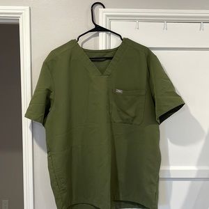 Dark Olive Chisec - Three-Pocket Scrub Top
XL - Dark Olive